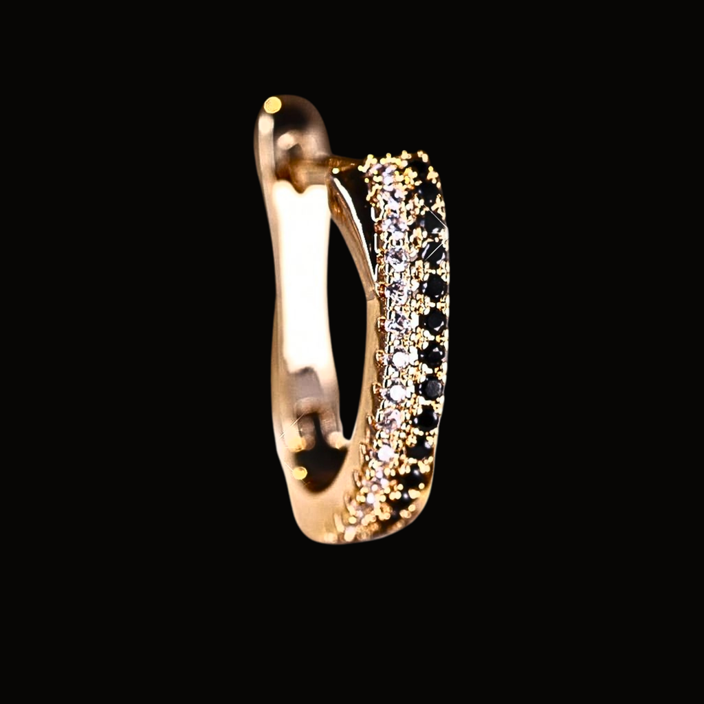 Véskara Noir Radiance Diamond Huggie Earrings