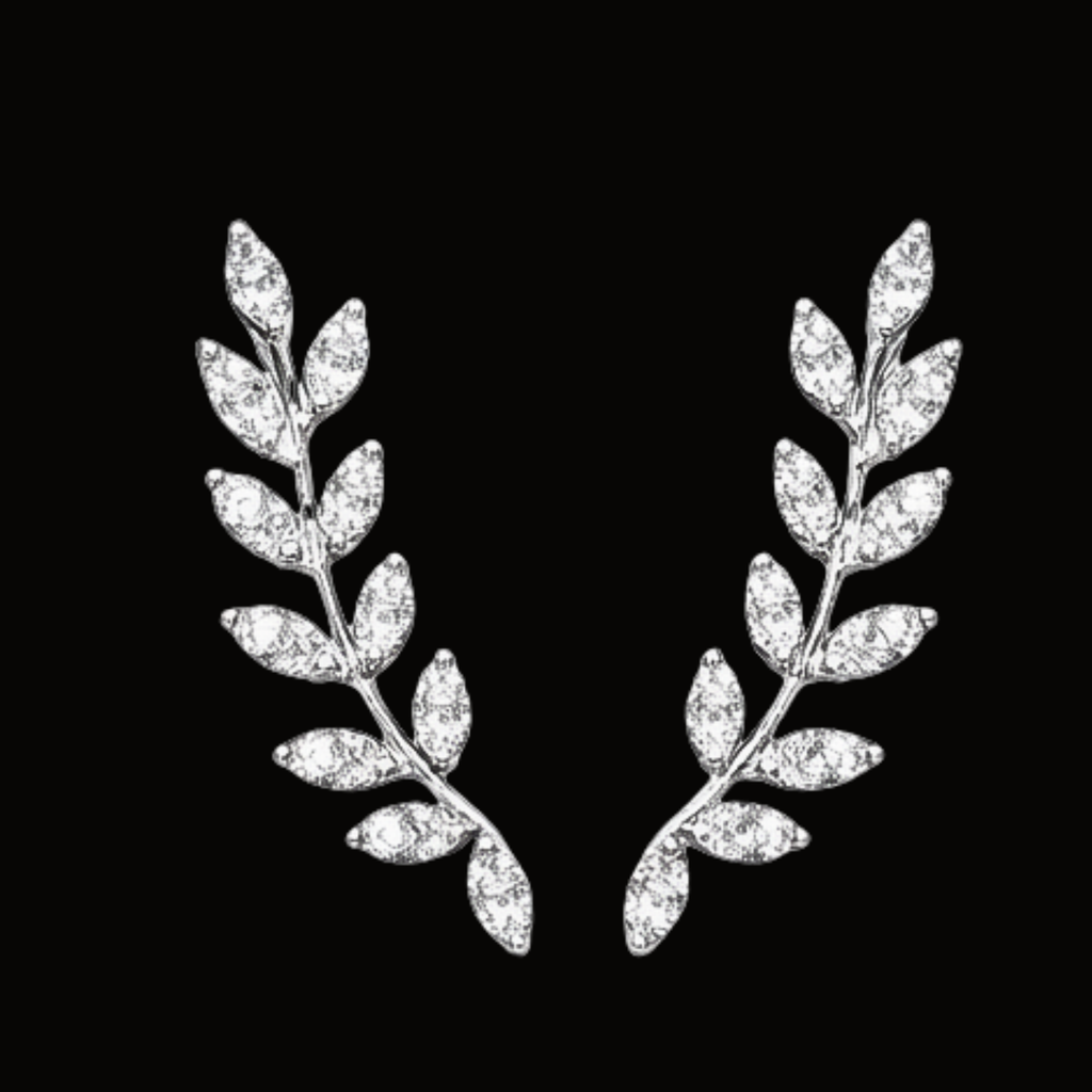Véskara Laurel Diamond Ear Climber
