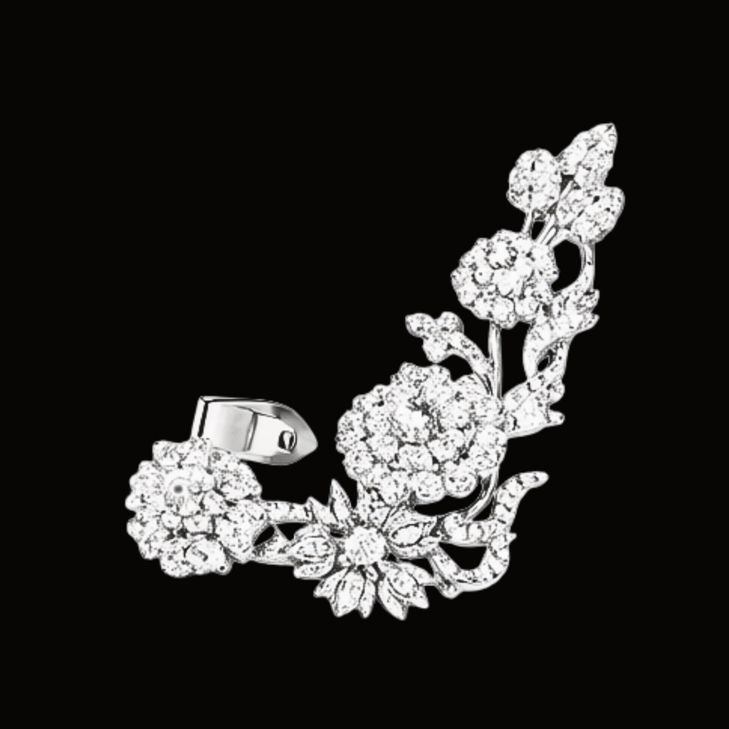 Véskara Jardin Diamond Ear Cuff