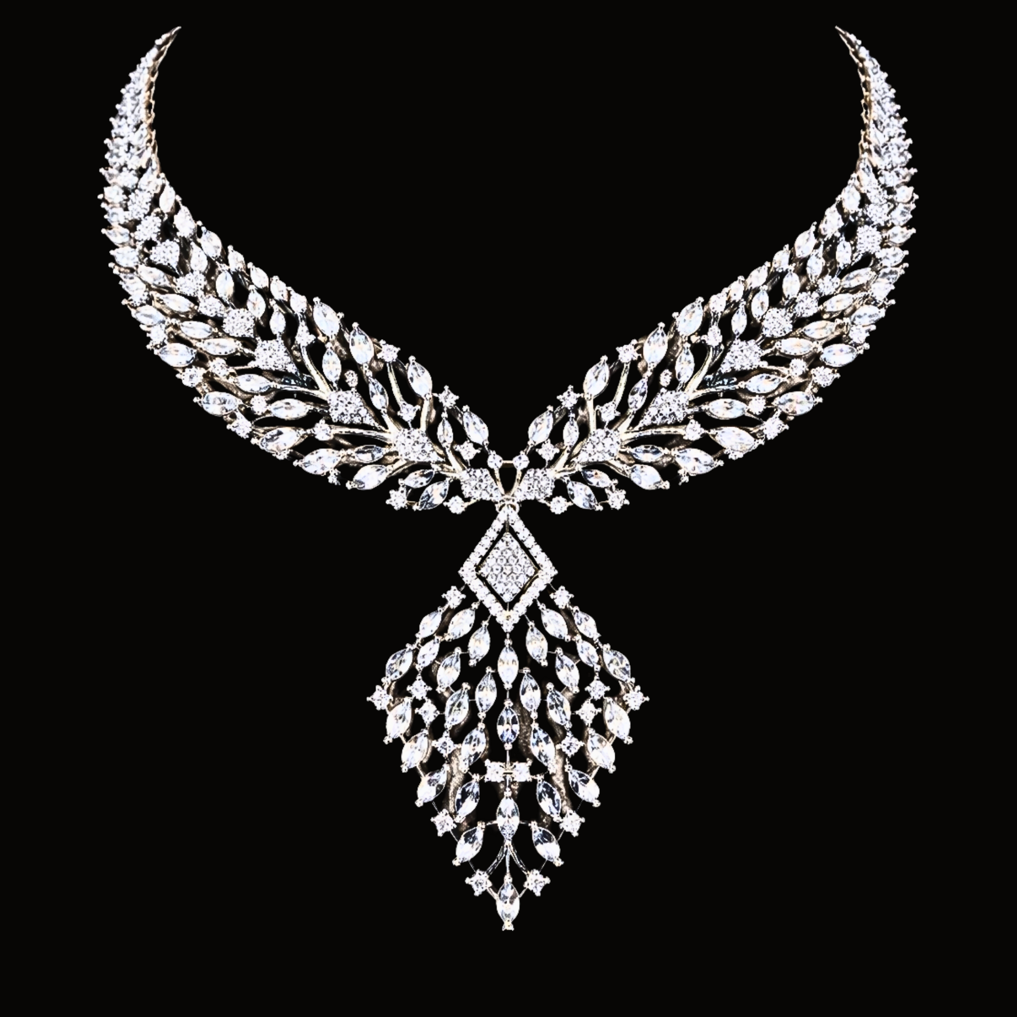 Véskara Imperial Marquise Diamond Statement Necklace