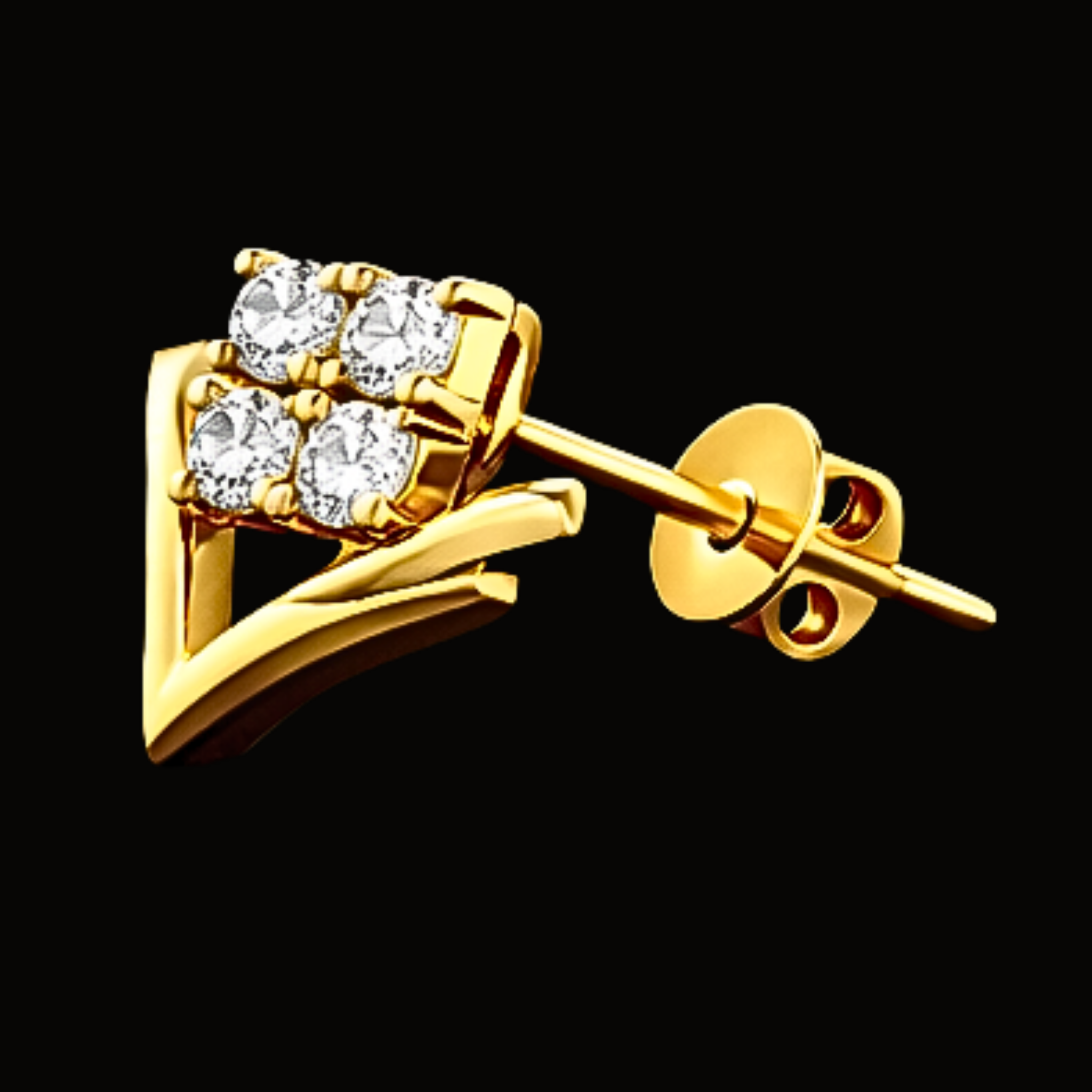 Véskara Petal Glow Diamond Stud Earrings