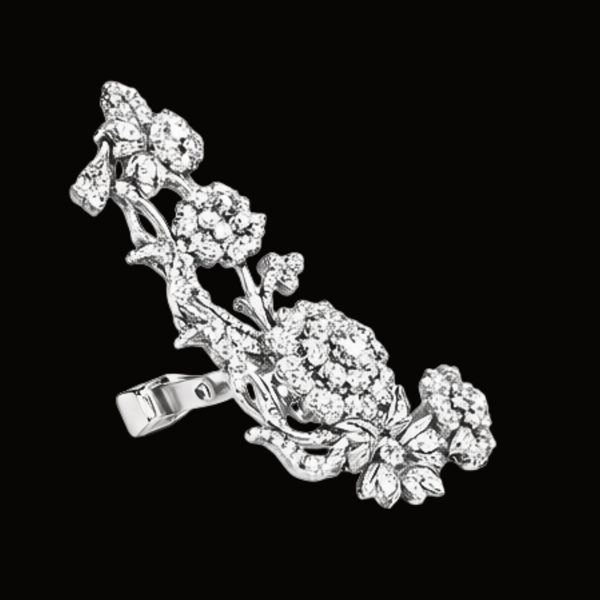 Véskara Jardin Diamond Ear Cuff