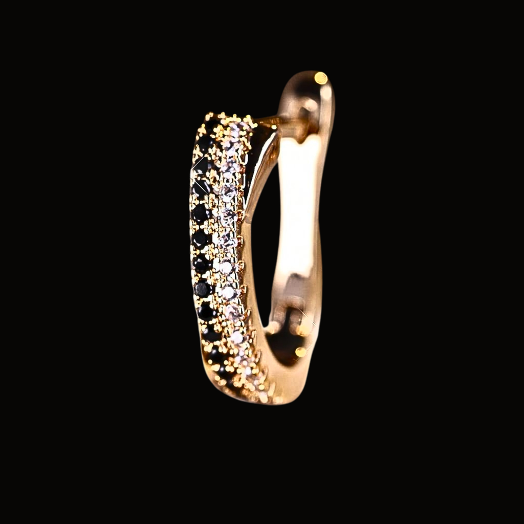 Véskara Noir Radiance Diamond Huggie Earrings