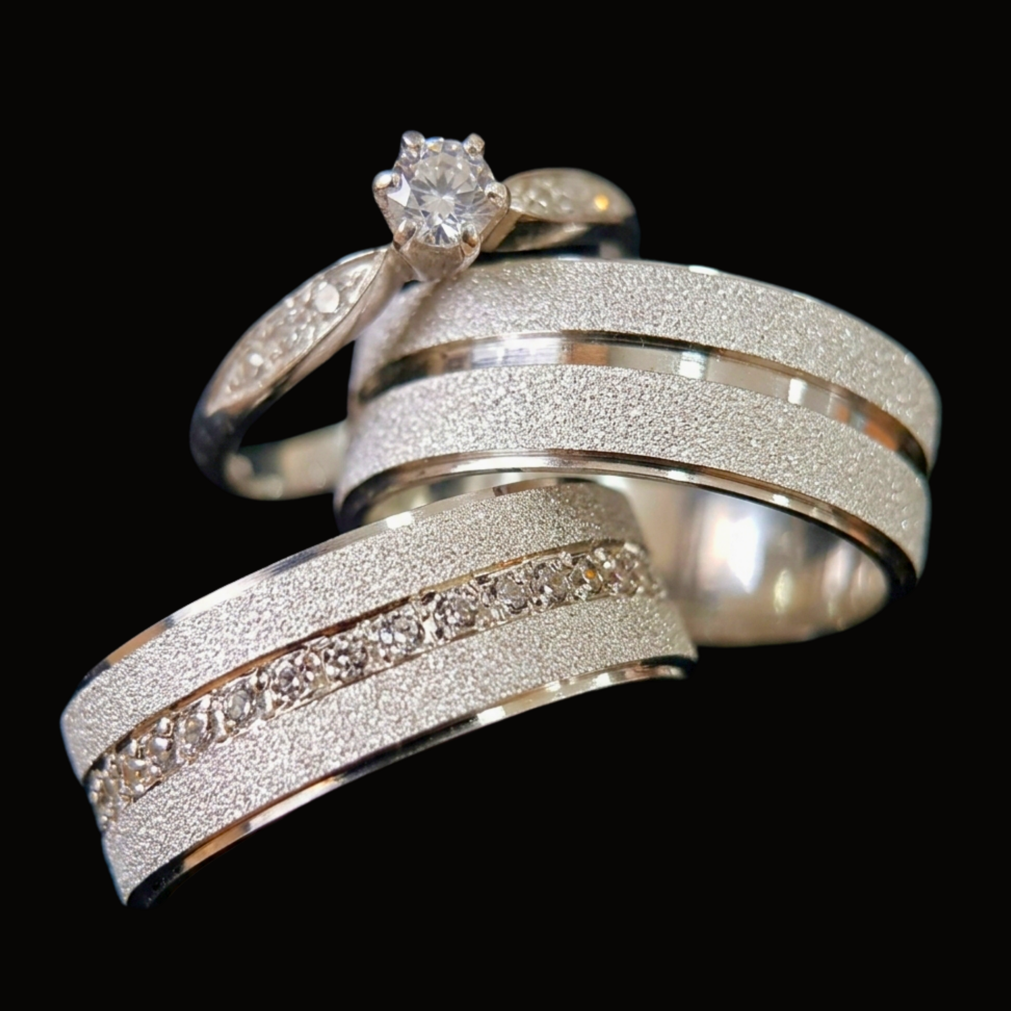 Véskara Textured Diamond Stackable Ring – Modern Pavé Stacking Band