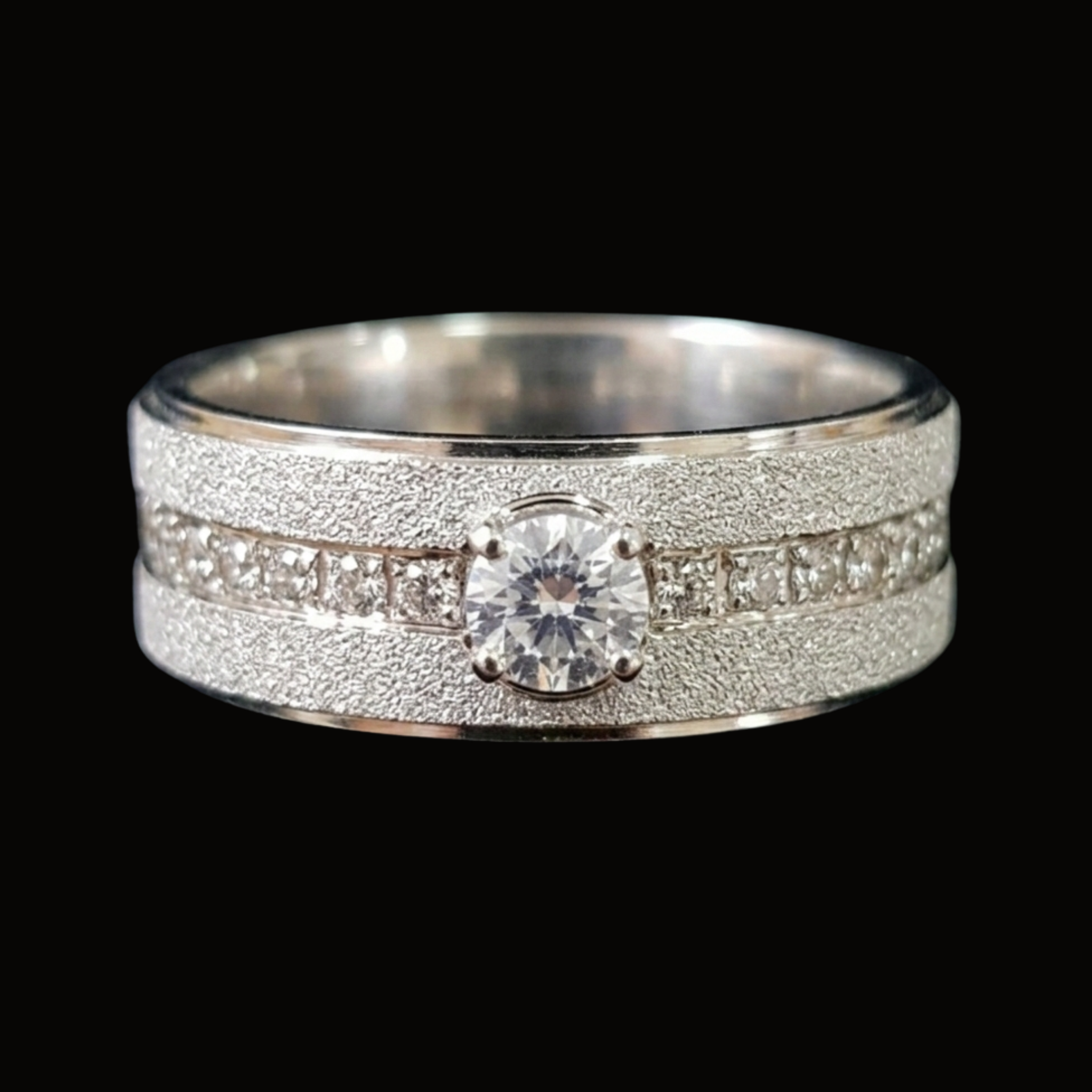 Véskara Textured Diamond Stackable Ring – Modern Pavé Stacking Band
