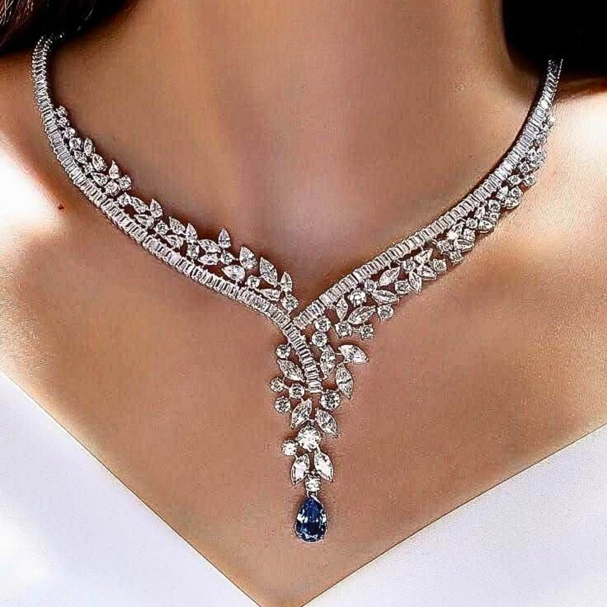 Véskara Sapphire Drop Diamond V Necklace