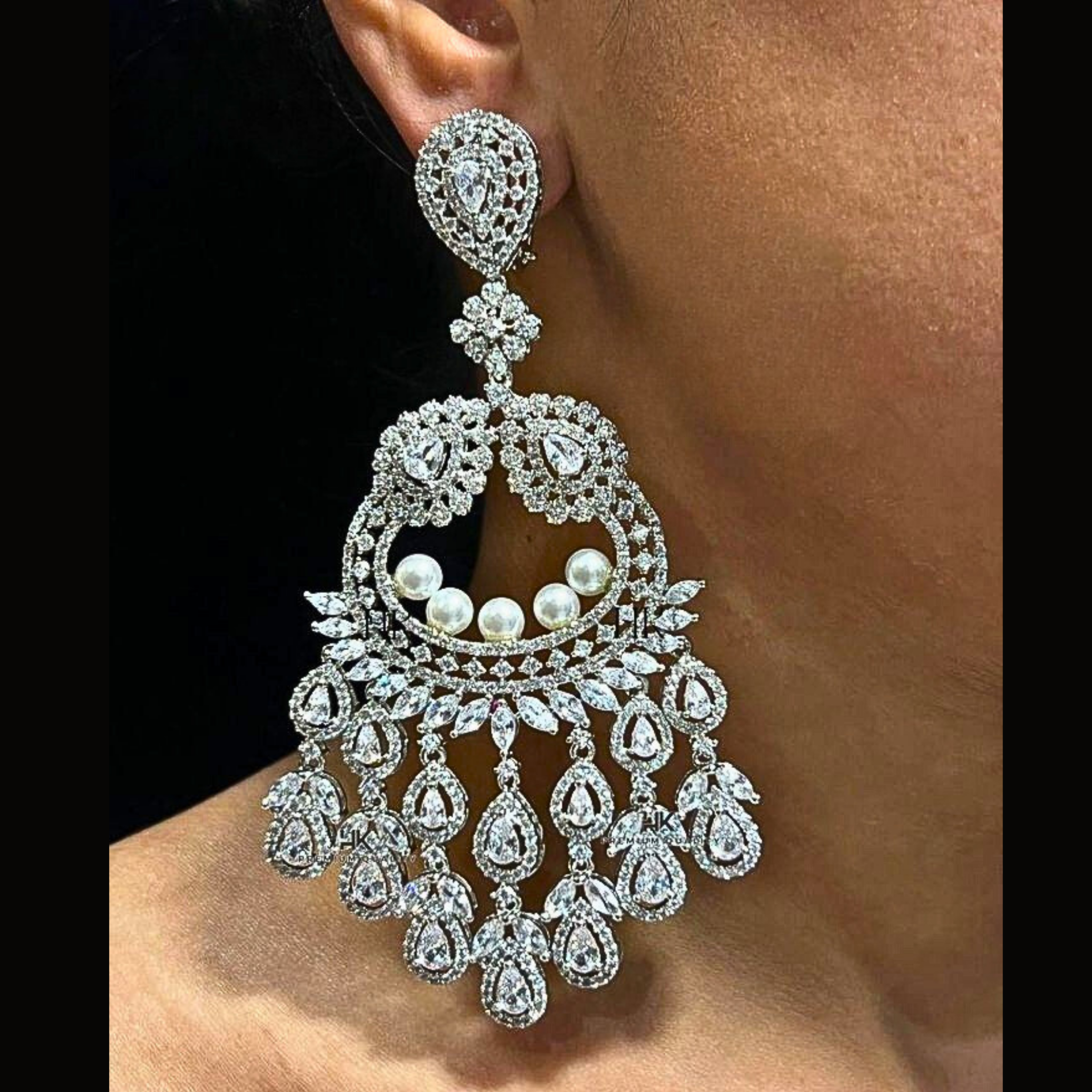 Véskara Noor Diamond &amp; Pearl Chandelier Earrings