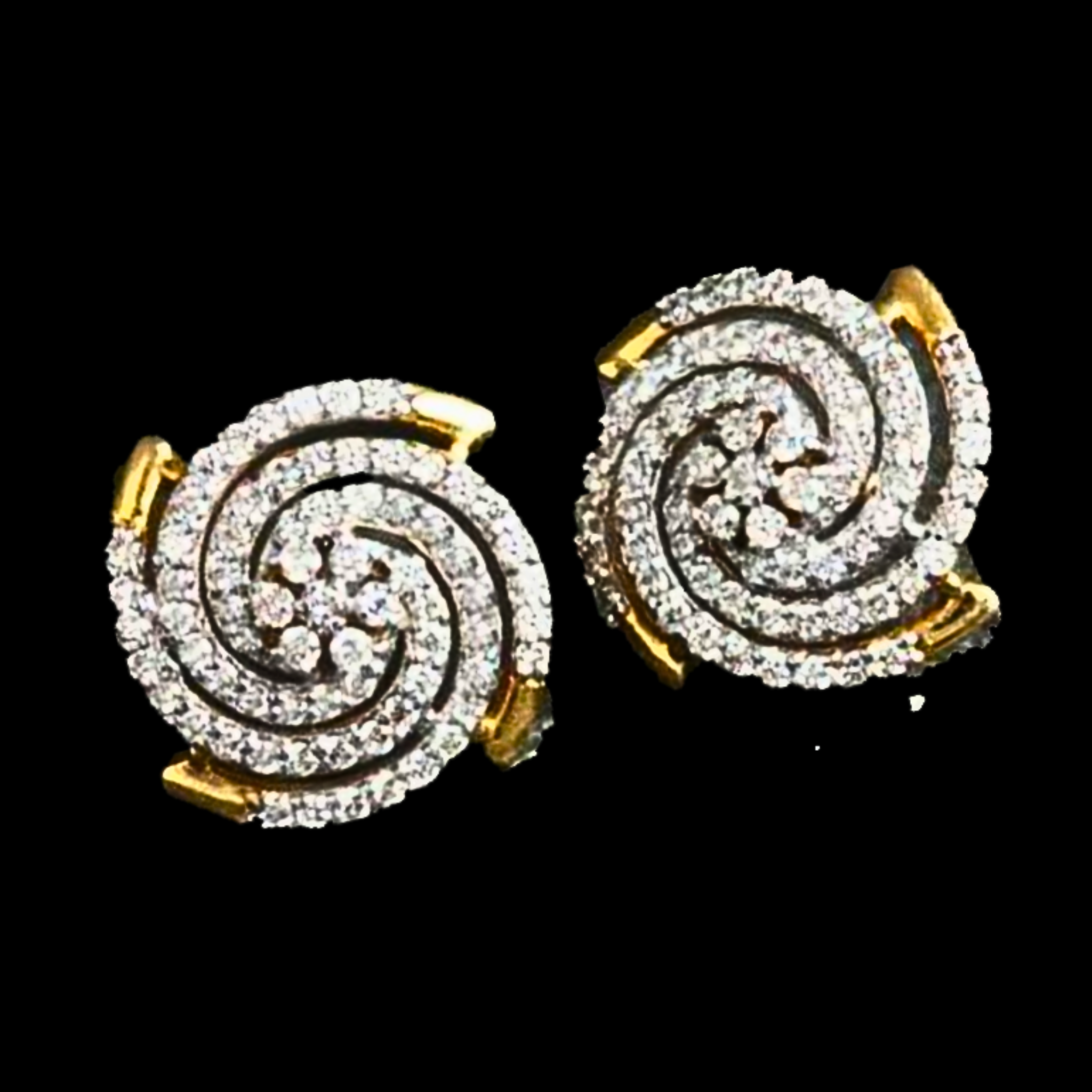 Véskara Aurora Spiral Diamond Stud Earrings