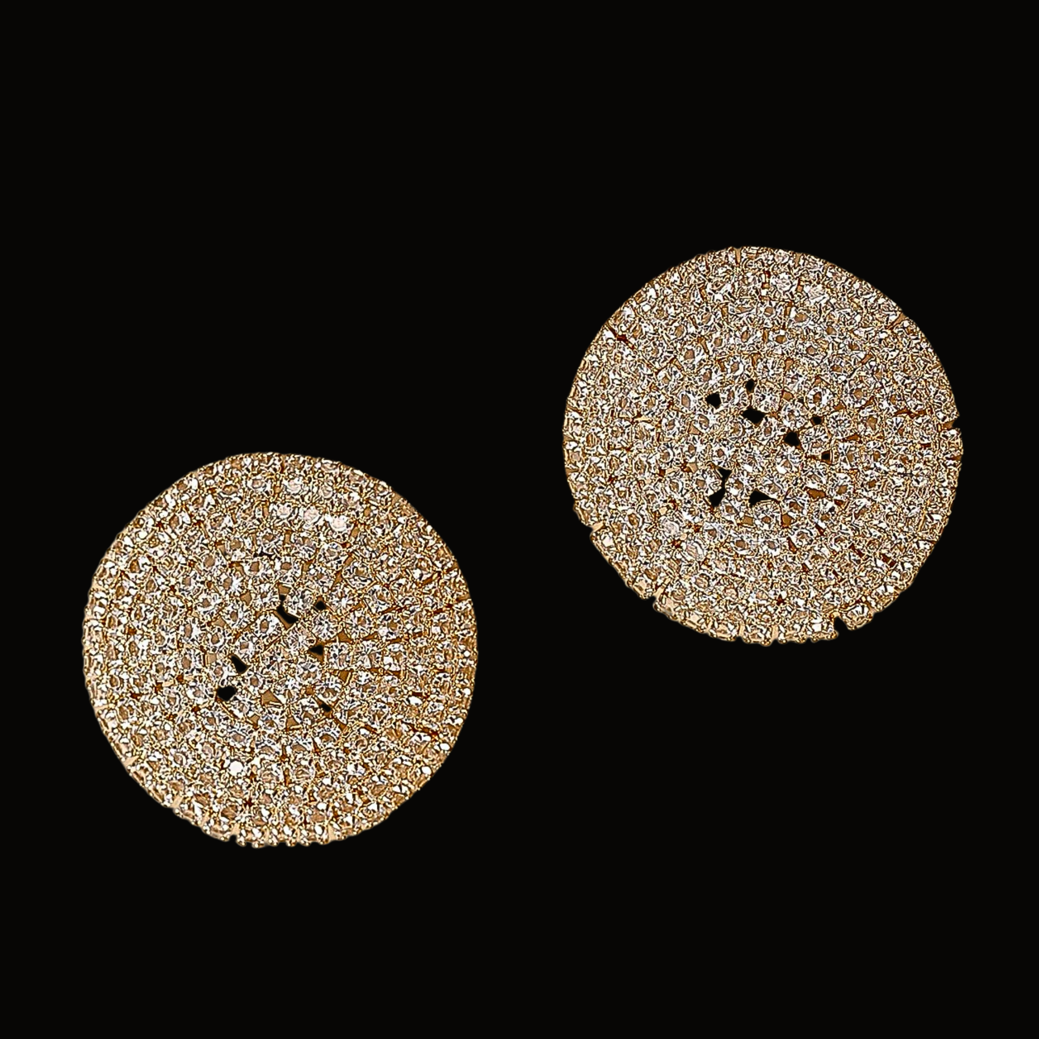 Véskara Radiance Halo Diamond Stud Earrings