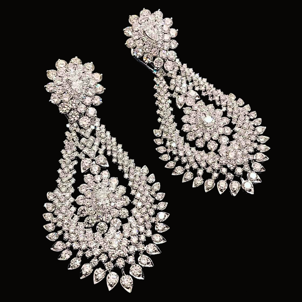 Véskara Aurora Diamond Statement Chandelier Earrings
