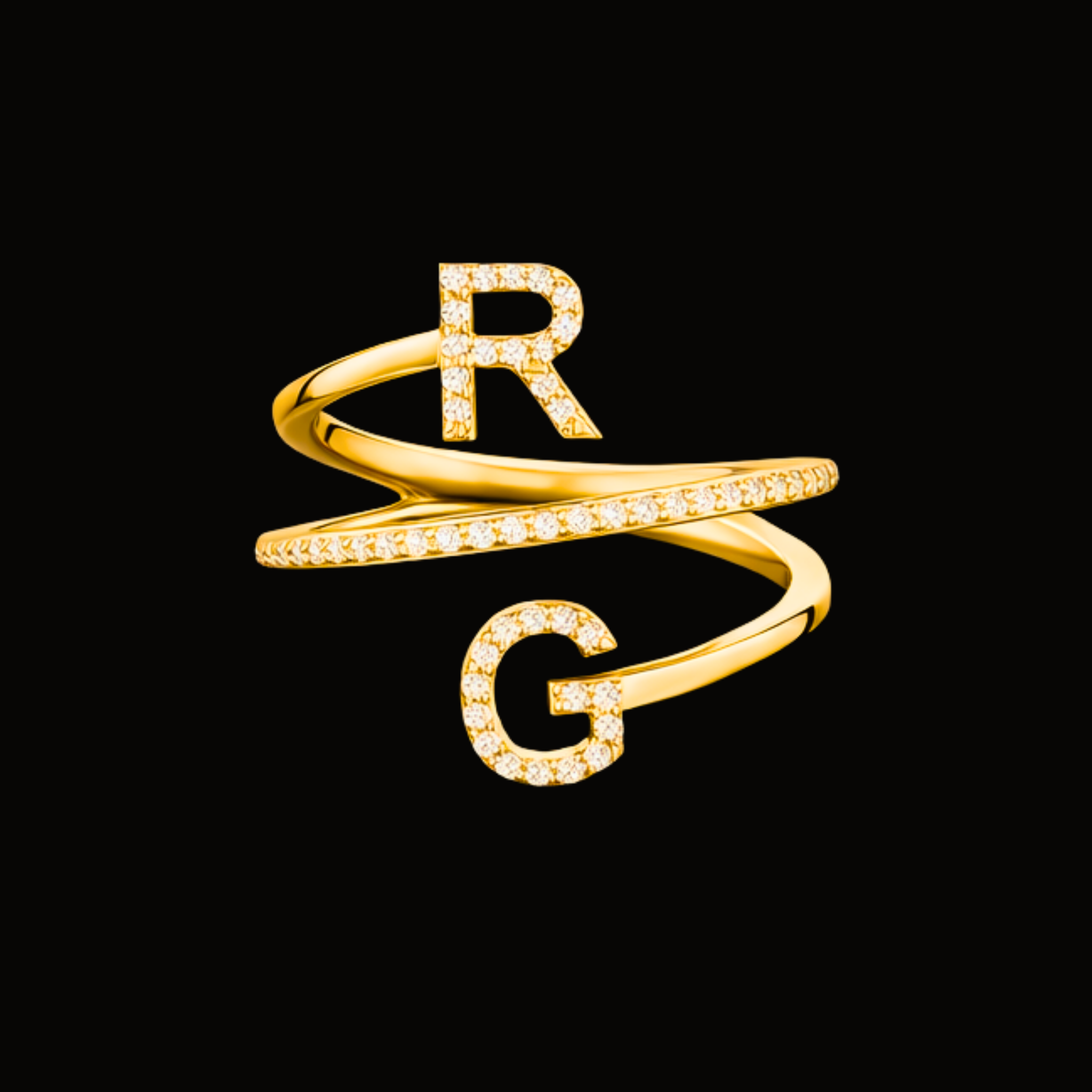Véskara Diamond Alphabet Ring – Letter R Initial Ring in Gold